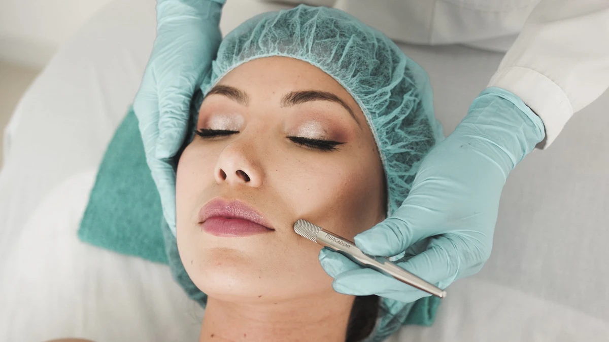 Dermaplaning treatment
