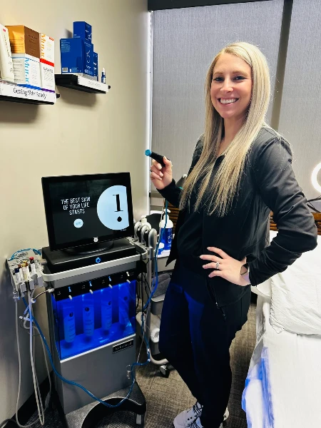 HydraFacial device and provider